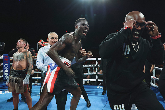 Liam Paro vs Richardson Hitchins Fight Night
