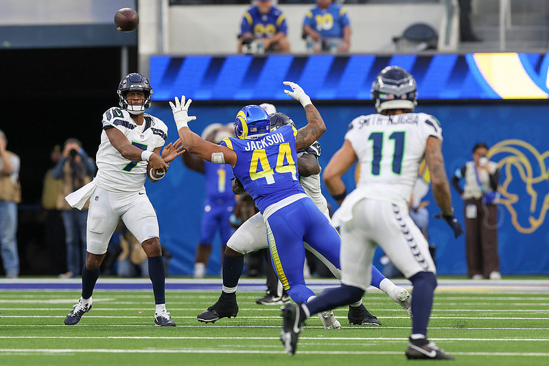 Seahawks Rams Football