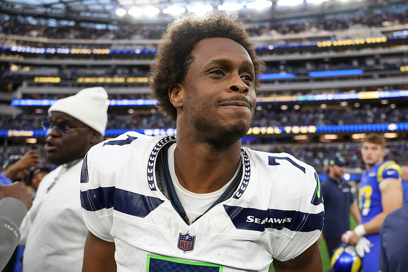 Seahawks Rams Football
