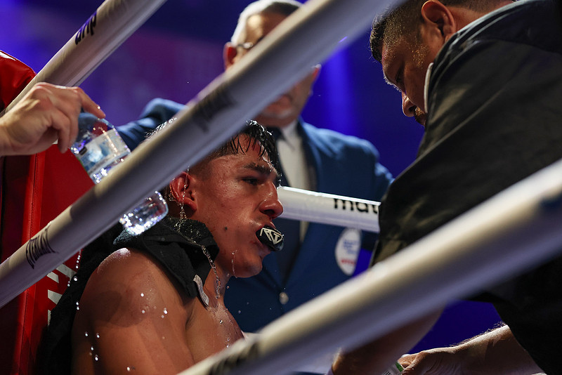 Eduardo Hernandez vs Rene Tellez Giron Fight Night