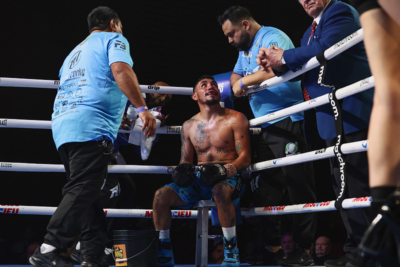Eduardo Hernandez vs Rene Tellez Giron Fight Night