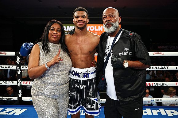Austin Williams vs Patrice Volny Fight Night