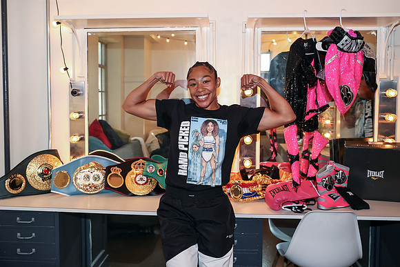 Boxing: Alycia Baumgardner vs Christina Linardatou Fight Night