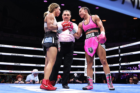 Boxing: Alycia Baumgardner vs Christina Linardatou Fight Night
