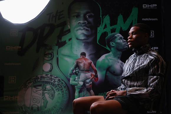 Boxing: Haney and Linares Media Day