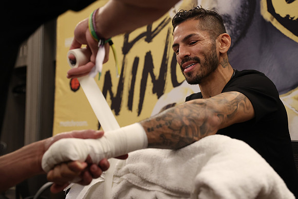 Boxing: Haney and Linares Fight Night