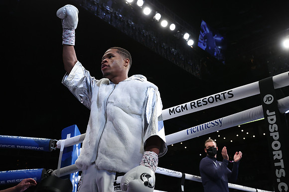 Boxing: Haney and Linares Fight Night