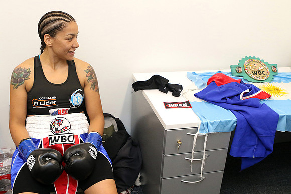 Worlds Collide: Vargas vs Dulorme