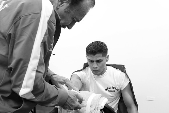Worlds Collide: Vargas vs Dulorme