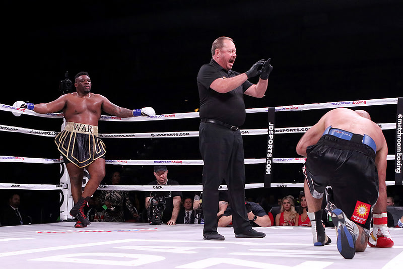 Matchroom Boxing USA: Miller vs Dinu