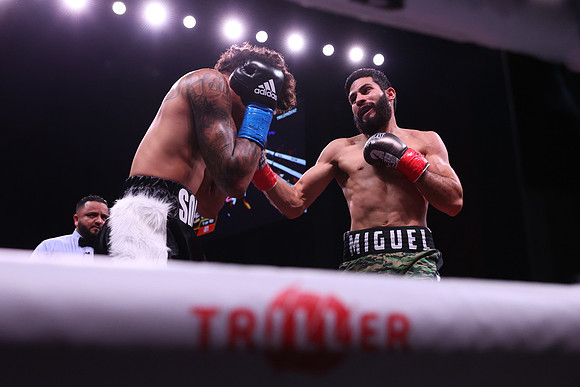 Boxing: Cano and Zorilla Fight Night