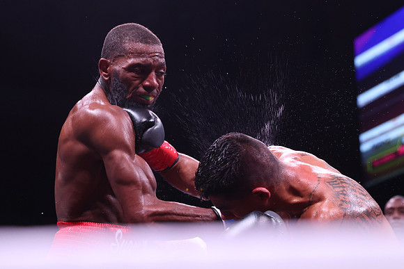 Boxing: Cano and Zorilla Fight Night