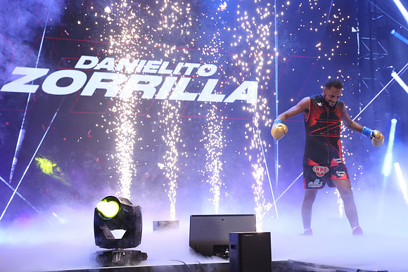 Boxing: Cano and Zorilla Fight Night