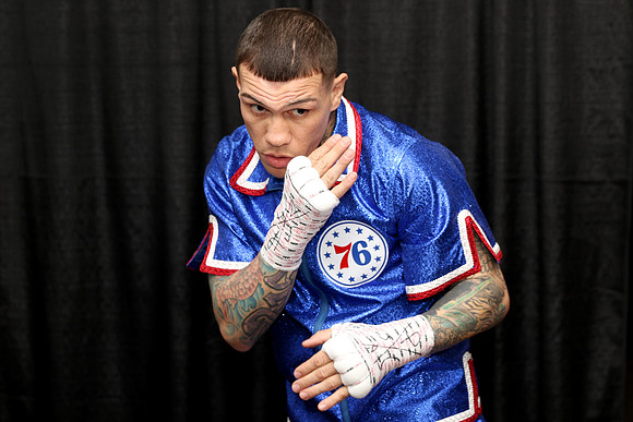 Boxing: Farmer vs Carroll