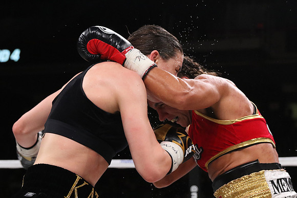 Boxing: Farmer vs Carroll