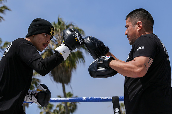 Boxing: Srisaket Sor Rungvisai vs Juan Francisco Estrada Open Workouts