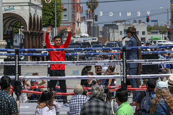 Boxing: Srisaket Sor Rungvisai vs Juan Francisco Estrada Open Workouts
