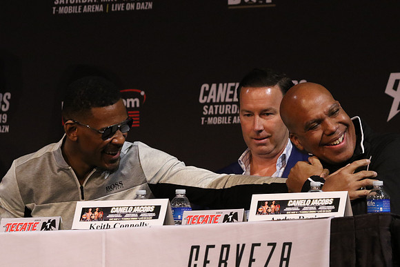 Boxing: Alvarez vs Jacobs