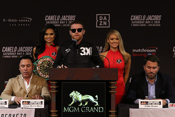 Boxing: Alvarez vs Jacobs