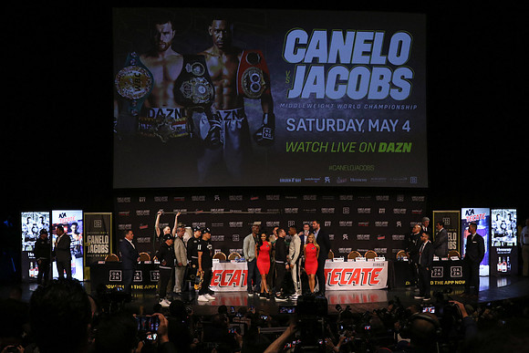 Boxing: Alvarez vs Jacobs