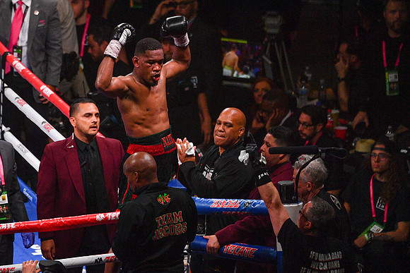 Boxing: Canelo Alvarez vs Daniel Jacobs