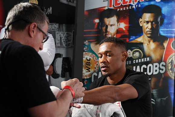 Boxing: Canelo Alvarez vs Daniel Jacobs