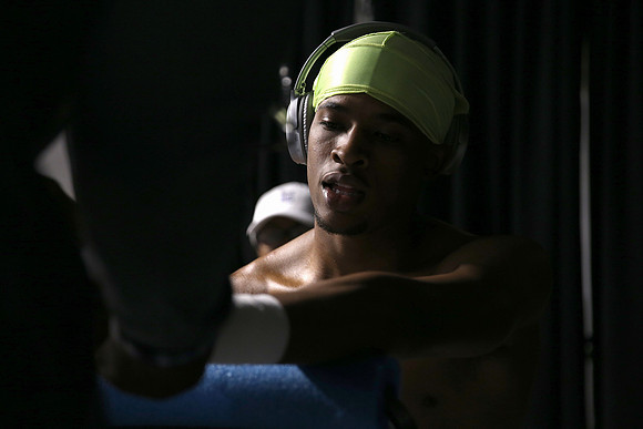 Boxing: Mack Allison IV vs Luis Gerardo Perez