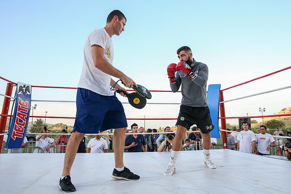 Boxing: Juan Francisco Estrada vs Dewayne Beamon Media Workouts