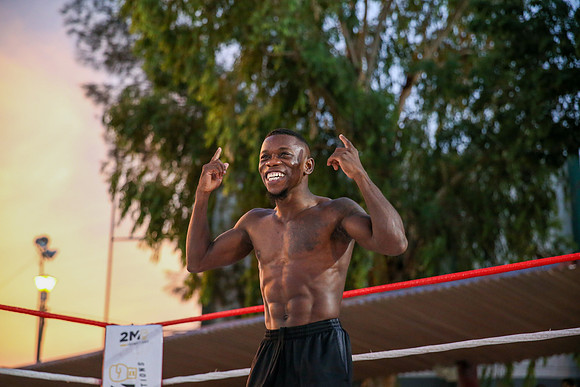 Boxing: Juan Francisco Estrada vs Dewayne Beamon Media Workouts