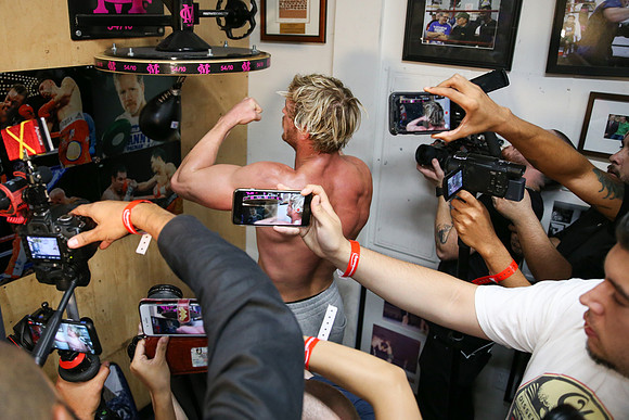 Boxing: Logan Paul Media Workout