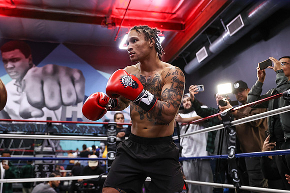 Regis Prograis Media Workout