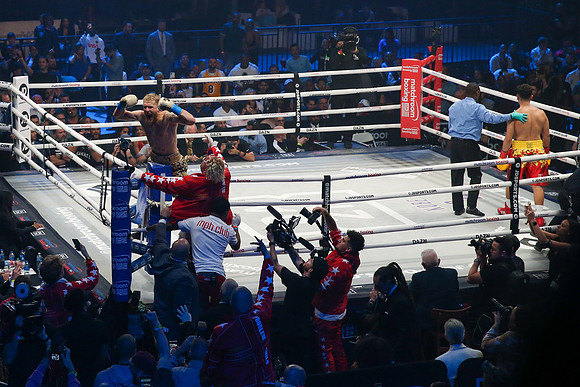Boxing: Andrade vs Keeler