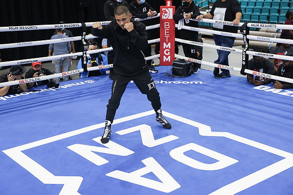 Boxing: Devin Haney and Joseph Diaz Media Workout