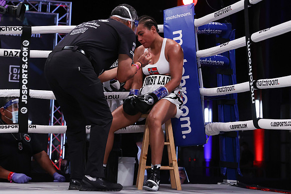 Boxing: Braekhus vs McCaskill