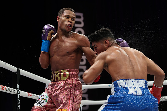 Haney vs Gamboa Fight Night