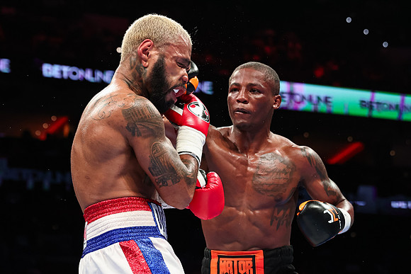 Jaron Ennis vs David Avanesyan Fight Night