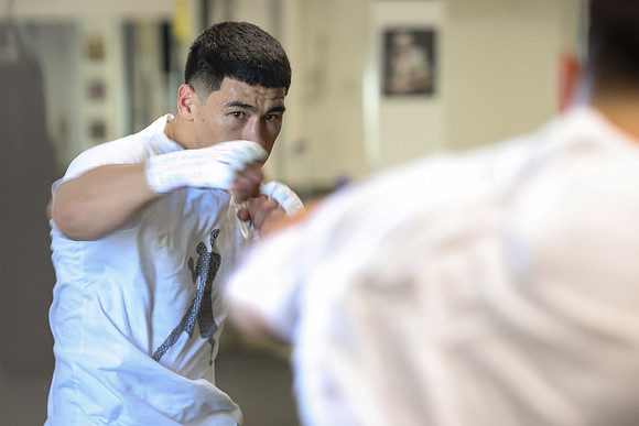 Boxing: Dmitry Bivol Training