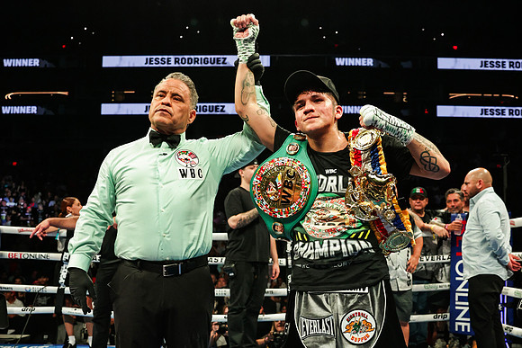 Juan Francisco Estrada vs Jesse Rodriguez