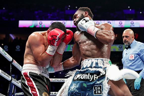 Jaron Ennis and David Avanesyan Fight Night
