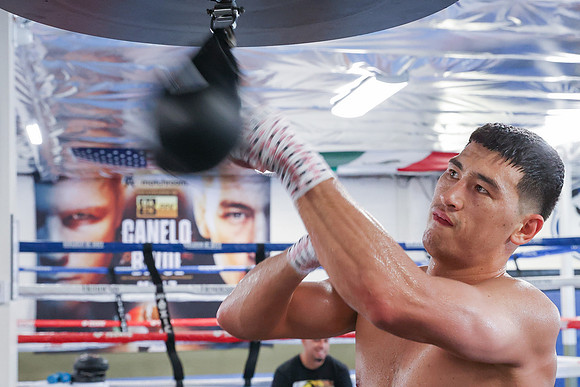 Boxing: Dmitry Bivol Training