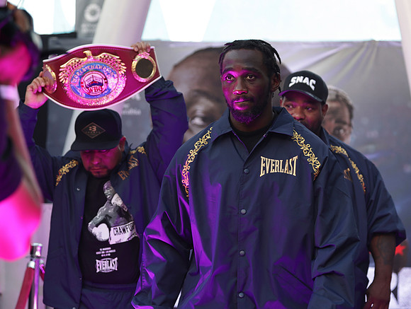 Crawford v Madrimov Weigh In
